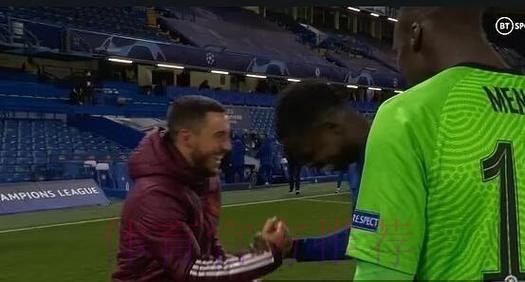 阿扎尔整场梦游!赛后大笑贺老队友 皇马球迷怒了